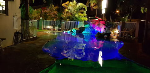 Reef Palms Motel - Accommodation Directory 5