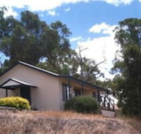 Riesling Country Cottages - Accommodation Directory