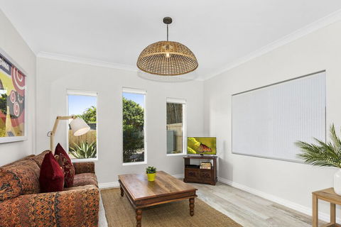 Fairlight Tweed Coast Holidays  - Accommodation Directory 1