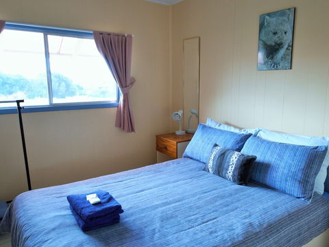 Baudin Beach Apartments - Accommodation Directory 0