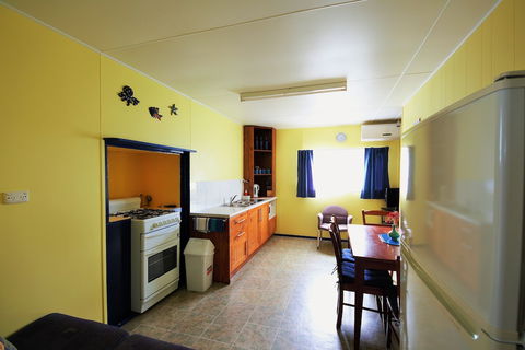 Baudin Beach Apartments - Accommodation Directory 6