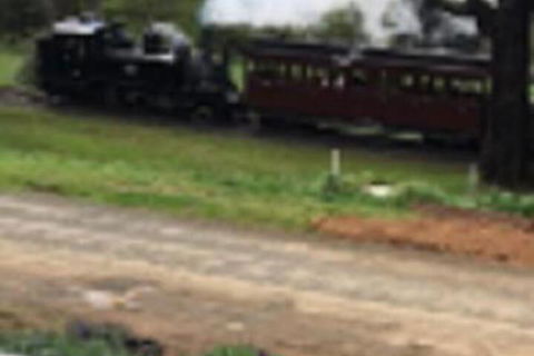 SIGNAL BOX Short Stay - Accommodation Directory 5