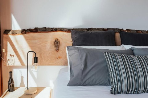 Kangaroo Ridge Retreat - Accommodation Directory 4