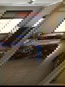 Travellers Rest Motel - Accommodation Directory 1