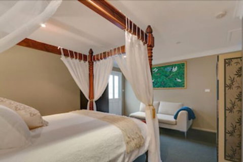 Mountainside B&B - Accommodation Directory 4