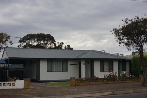 Kohinoor Getaway - Accommodation Directory 0