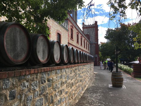 Bluebird Cottage - Accommodation Directory 2