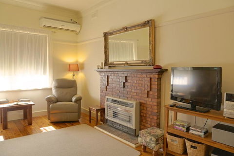 Holistic Haven - Accommodation Directory 4