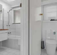 Long Beach House Apartments Sandy Bay