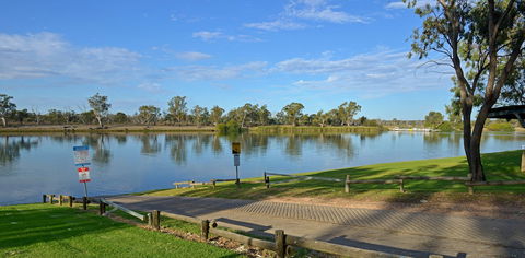 Waikerie Holiday Park - Accommodation Directory 4