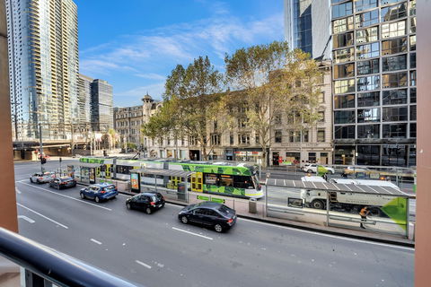 All On Flinders - Accommodation Directory 3