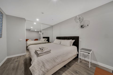 All On Flinders - Accommodation Directory 5