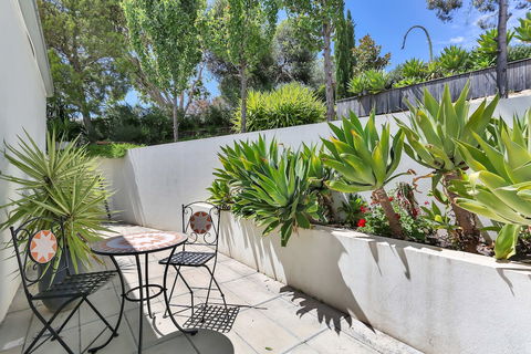 Barossa White House - Accommodation Directory 1