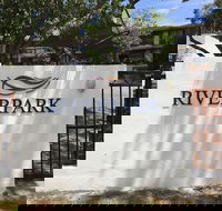 Riverpark-studio apartment - Accommodation Directory