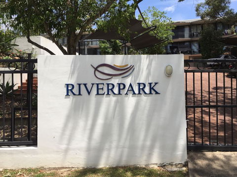 Riverpark-studio Apartment - Accommodation Directory 0