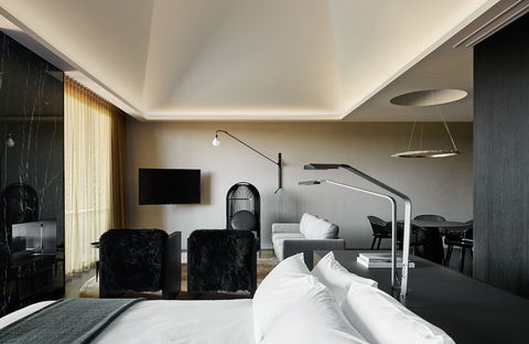 Jackalope Hotel - Accommodation Directory 1