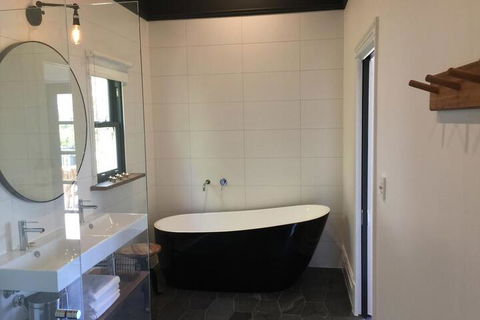 Alchemy House - Accommodation Directory 1