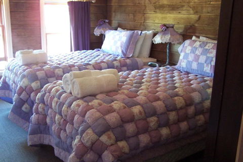 Drumreagh Bed & Breakfast Cabins - Accommodation Directory 4