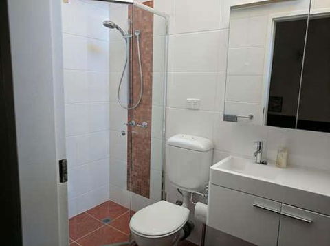 Hima 5 - Accommodation Directory 5