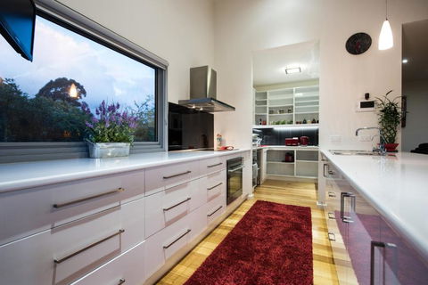 Azura - Accommodation Directory 3