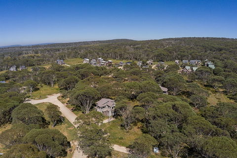 Alpenglow - Accommodation Directory 2