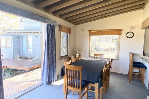 Alpine Interlude - Accommodation Directory 2