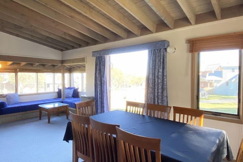 Alpine Interlude - Accommodation Directory 3