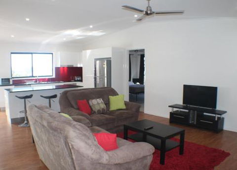 Yachtsmans Paradise Whitsundays - Accommodation Directory 3