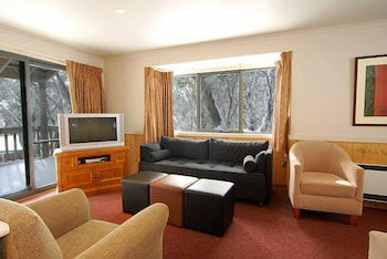Discobulous 6 - Accommodation Directory 1
