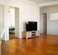 High View Cottage - Accommodation Directory