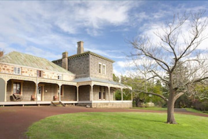  Accommodation Directory