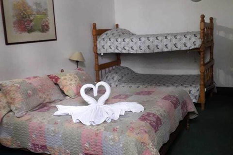Cameron Lodge Cottage - Accommodation Directory 4