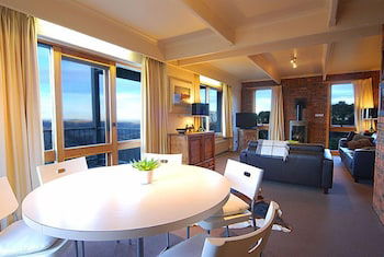 Alpine Haven 1 - Accommodation Directory 6