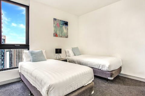 MJ Shortstay Bank Apartments - Accommodation Directory 1