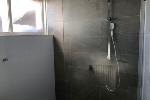 Twin Towers 502A - Accommodation Directory 1