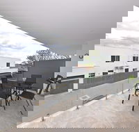 Belmont Apartment near Perth City 3404