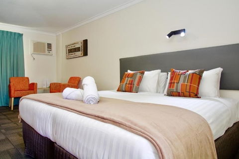 Hotel Clipper - Accommodation Directory 2