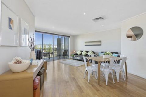 RESORT & SPA 2306 / 07 OCEAN GLIMPSES - Accommodation Directory 0