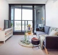Holistay Premium - Swanston Central - Accommodation Directory