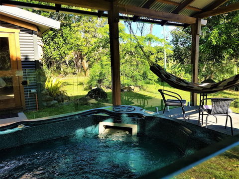 Palm Grove Rainforest Retreat - Accommodation Directory 6