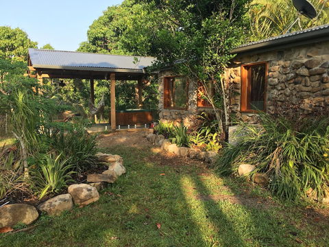 Palm Grove Rainforest Retreat - Accommodation Directory 0