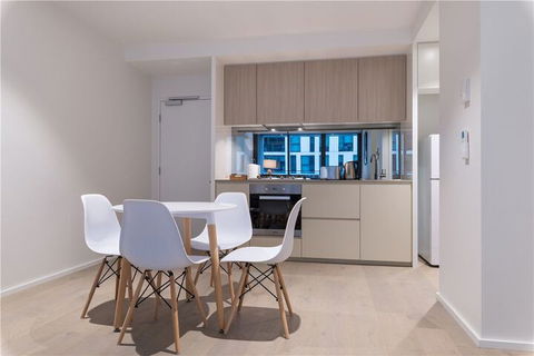 APC On Collins - Accommodation Directory 2