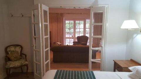 Two Sisters Chalets - Accommodation Directory 5