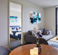 Apt Walking Distance to MCG  Epworth Hospital - Accommodation Directory