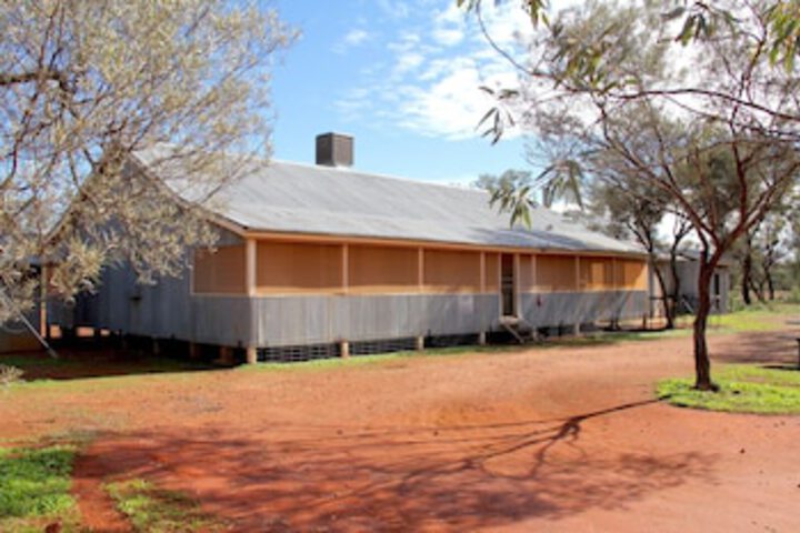 Louth NSW Accommodation Directory