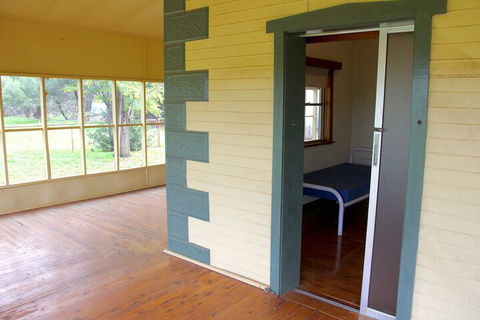 Gundabooka Cottages - Campsite - Accommodation Directory 2