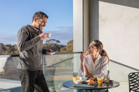 Deco Hotel - Accommodation Directory 0