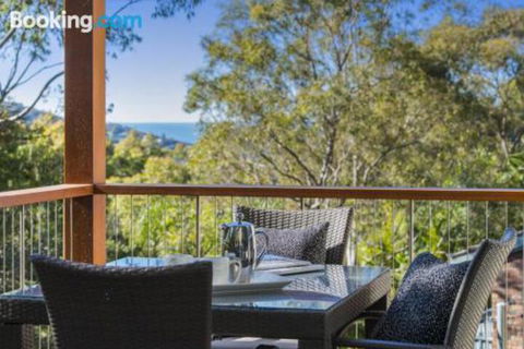 Avalon Tree House - Accommodation Directory 7