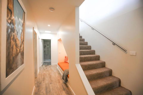 Aberdeen - Accommodation Directory 3