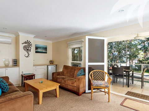 Amaroo Sunset Lodge - Accommodation Directory 6